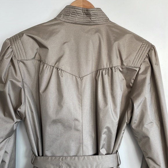 Metallic Beige Trench Coat size medium - Picture 6 of 8